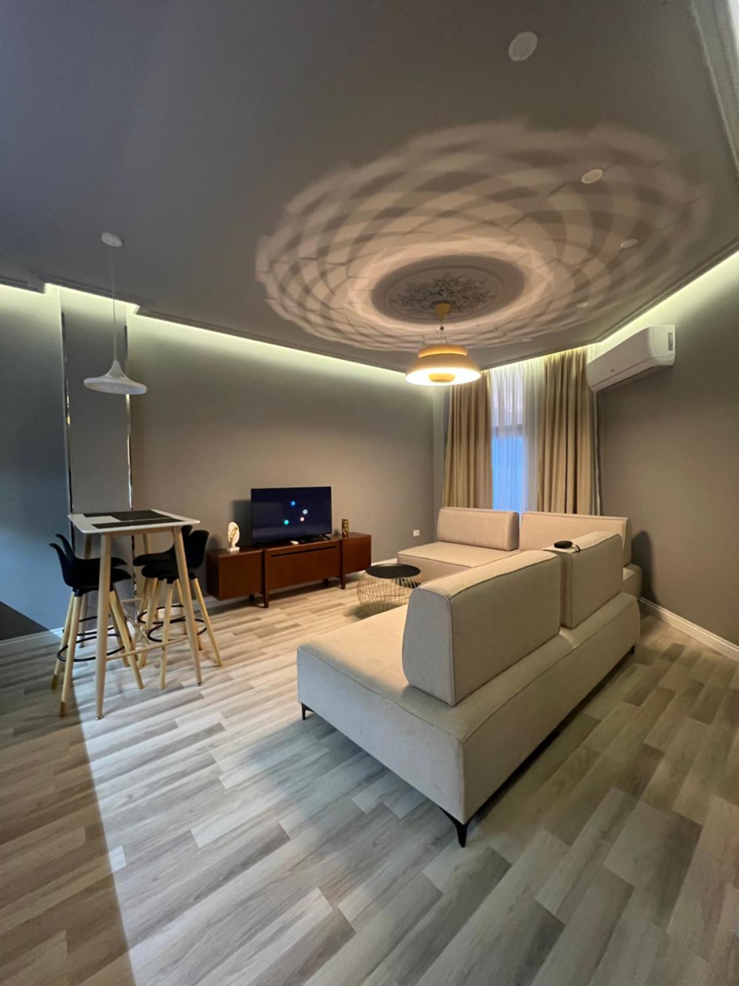 Spiranca Luxury Suites Tirana Bagian luar foto
