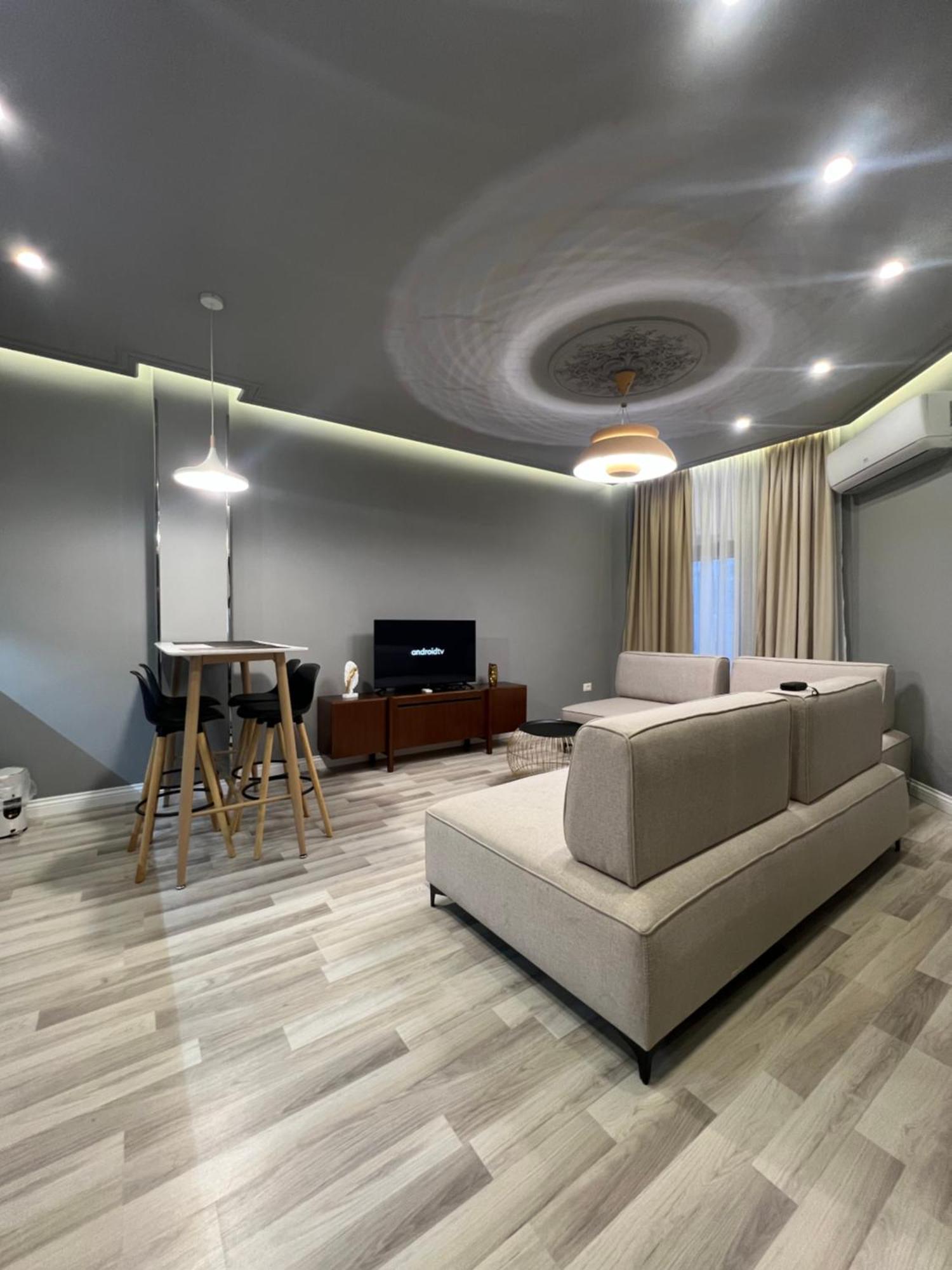 Spiranca Luxury Suites Tirana Bagian luar foto