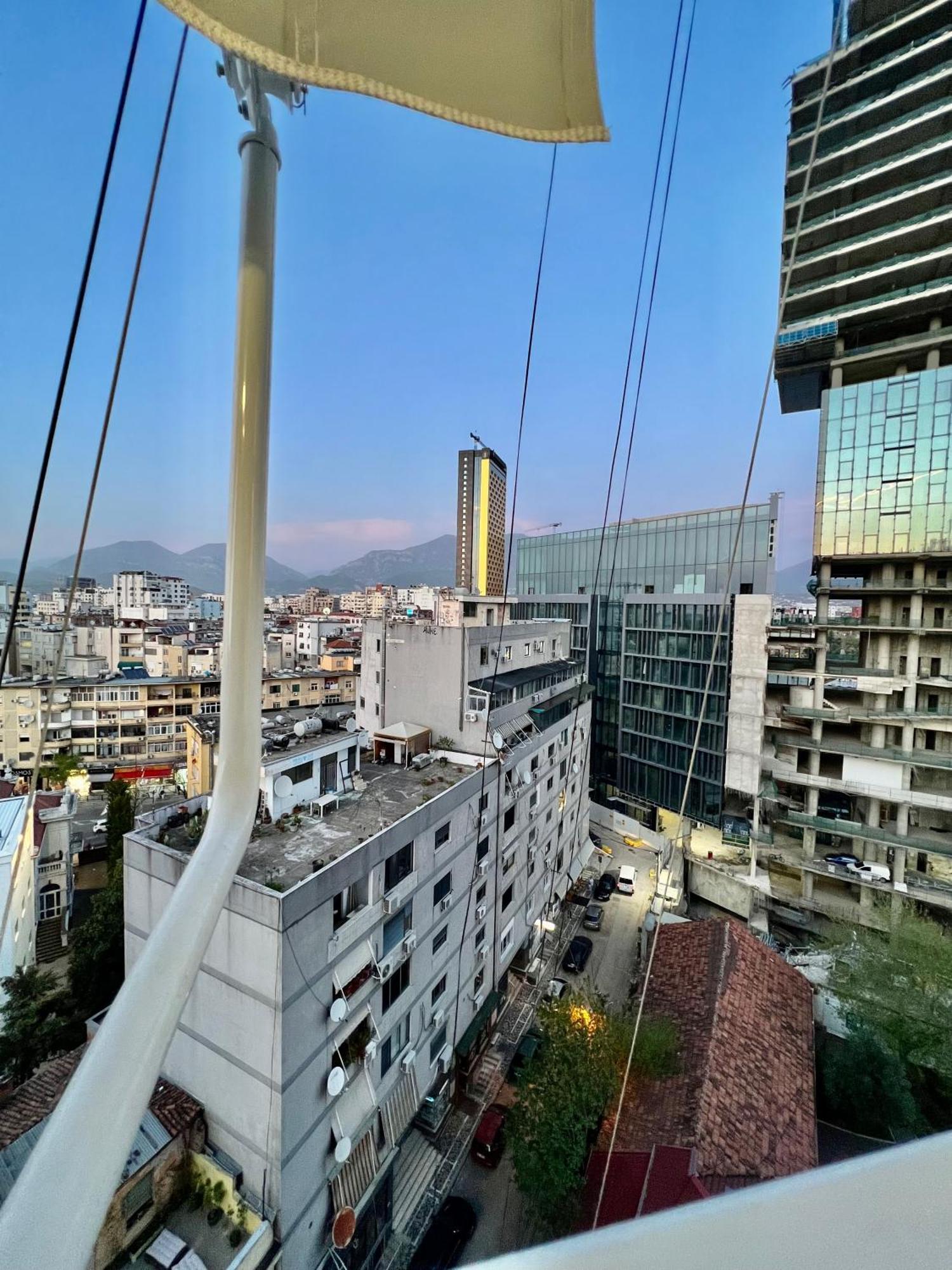 Spiranca Luxury Suites Tirana Bagian luar foto