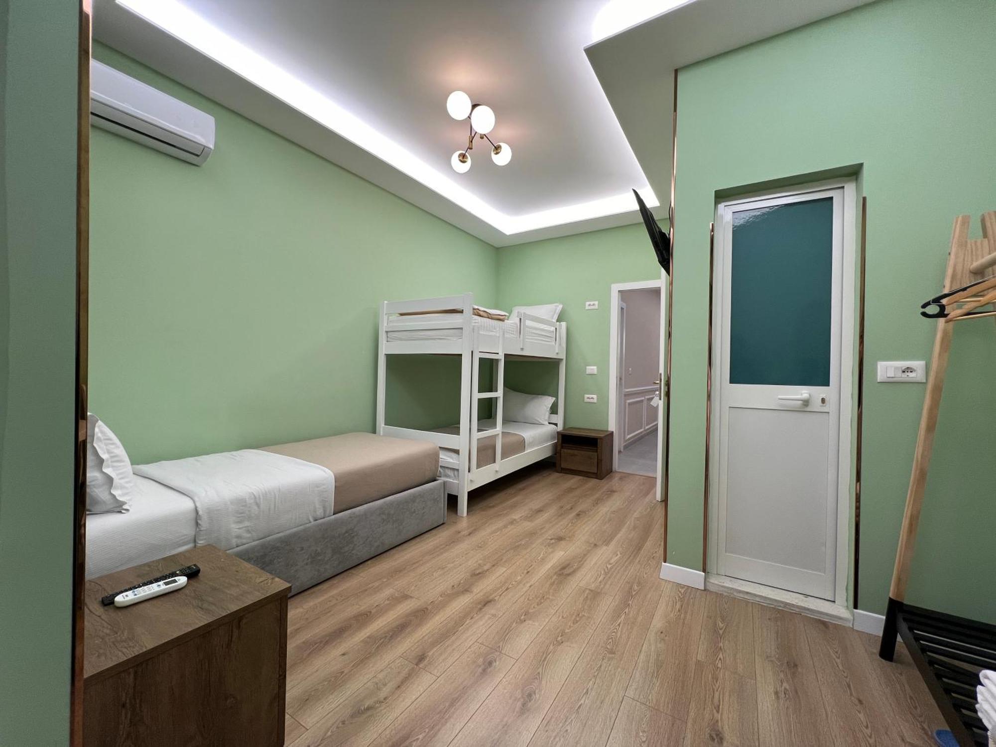 Spiranca Luxury Suites Tirana Bagian luar foto